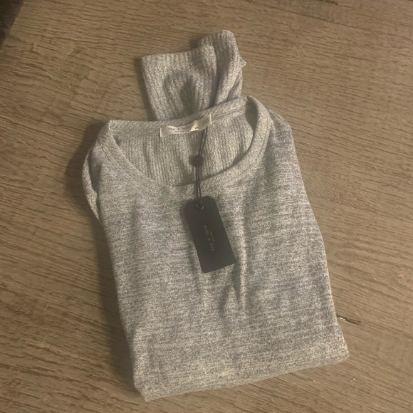 Rag & Bone Clara Torqued Long Sleeve Top. - Picture 9 of 11